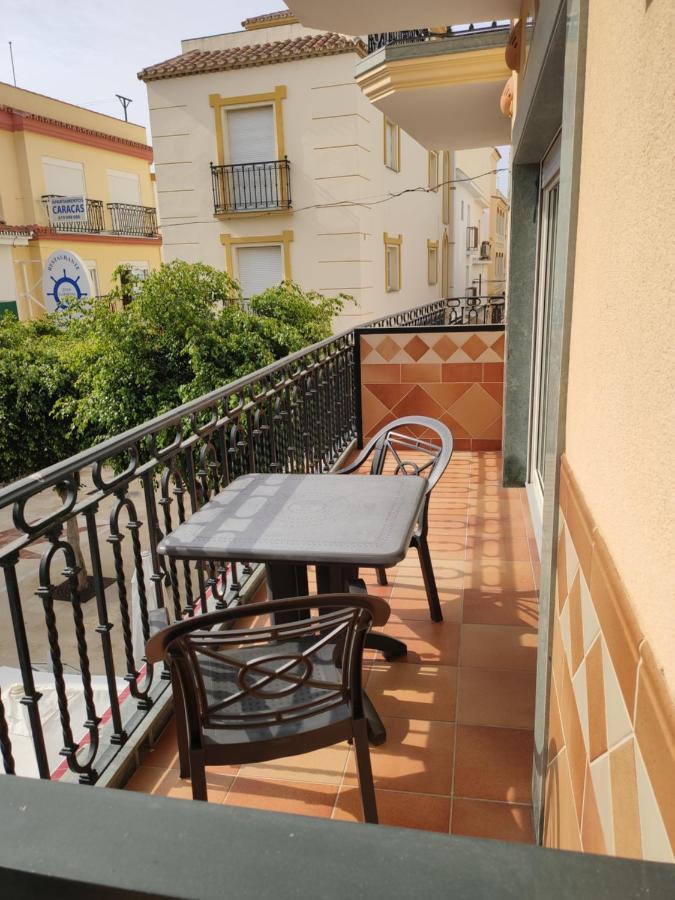 Apartamentos Leonor Carihuela Torremolinos Exterior photo
